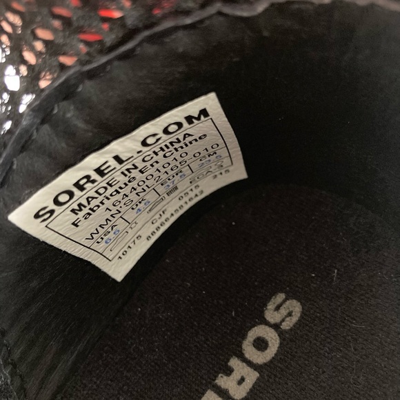 Sorel Black Patent Leather Fabric Rubber Outsole Lace Up Boots size 6.5 - Picture 14 of 15